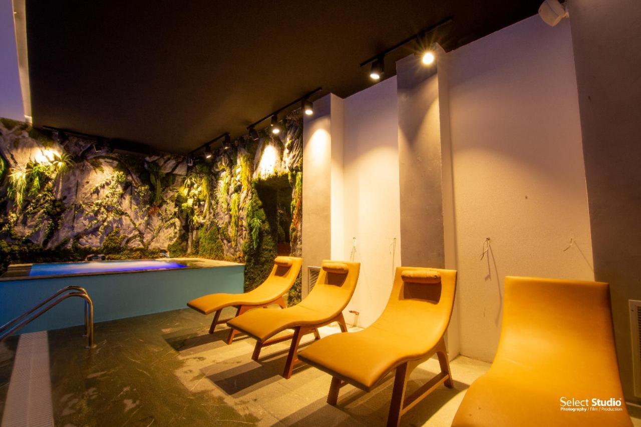 Hotel Kocibelli Pool & Spa Korce Bagian luar foto