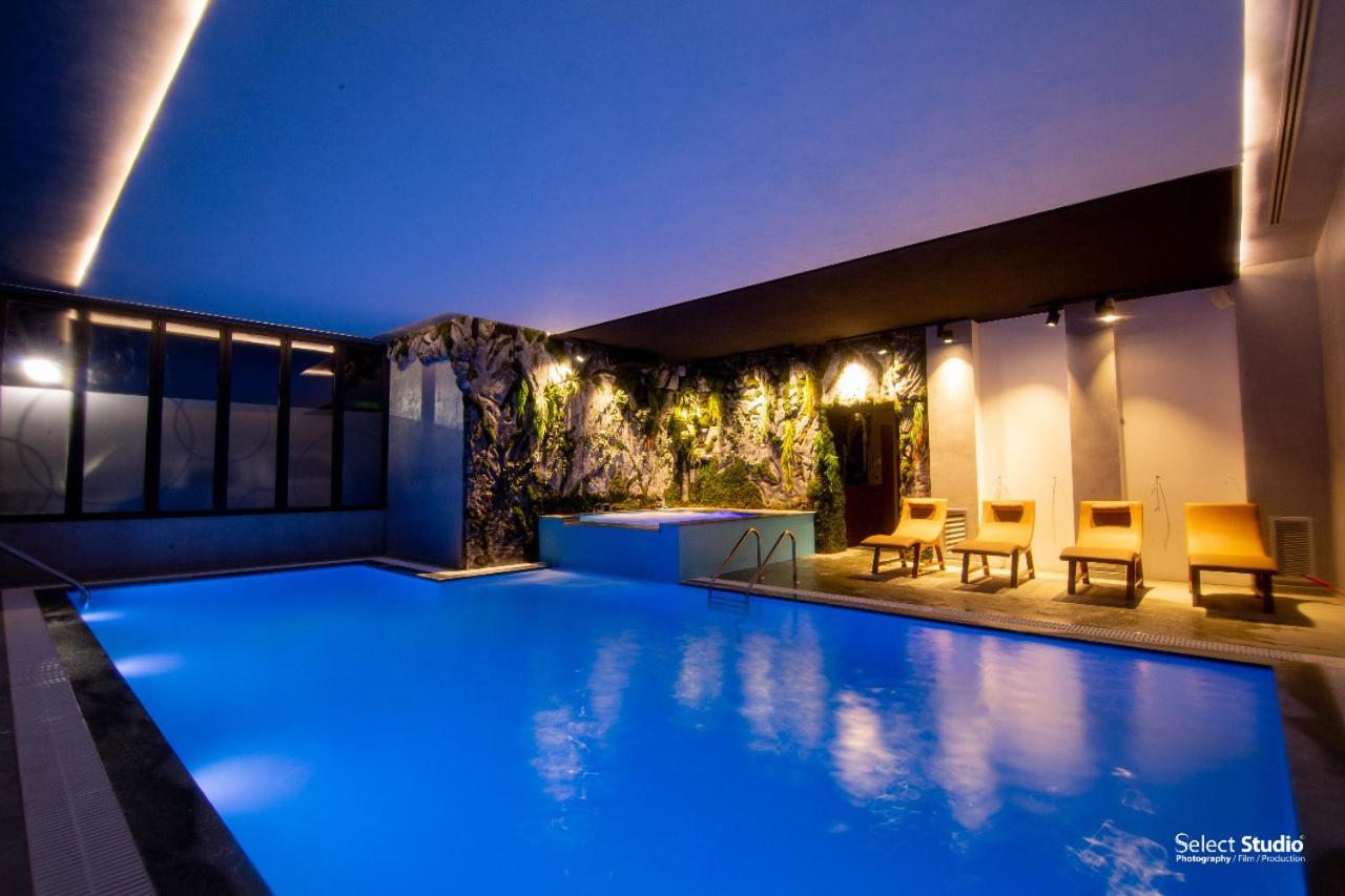 Hotel Kocibelli Pool & Spa Korce Bagian luar foto