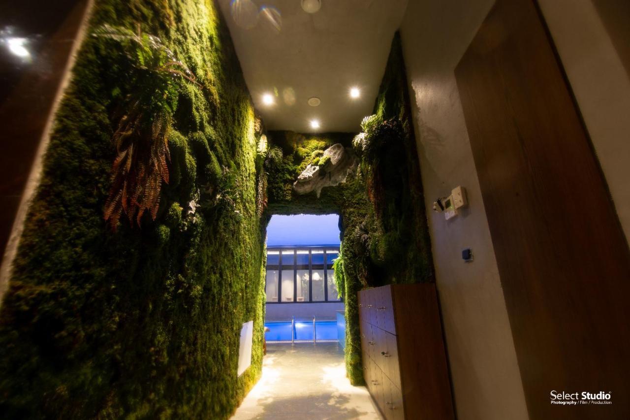 Hotel Kocibelli Pool & Spa Korce Bagian luar foto
