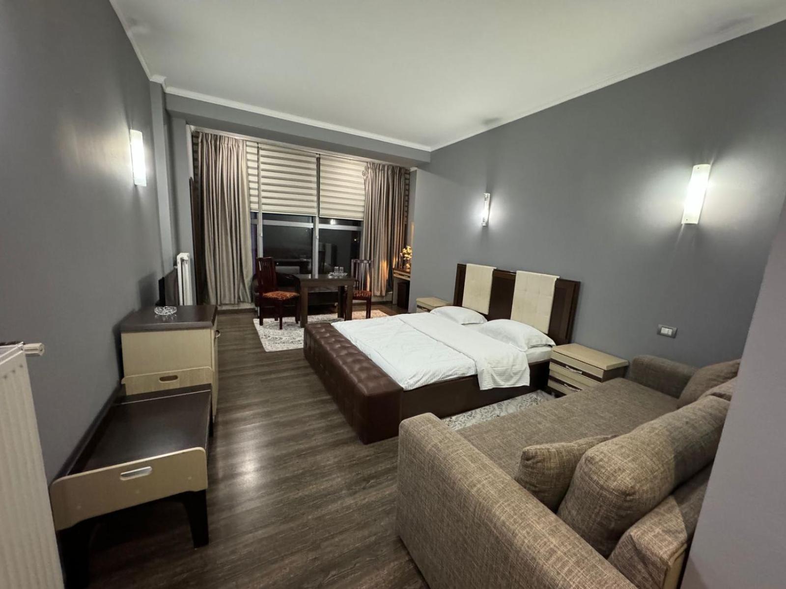 Hotel Kocibelli Pool & Spa Korce Bagian luar foto