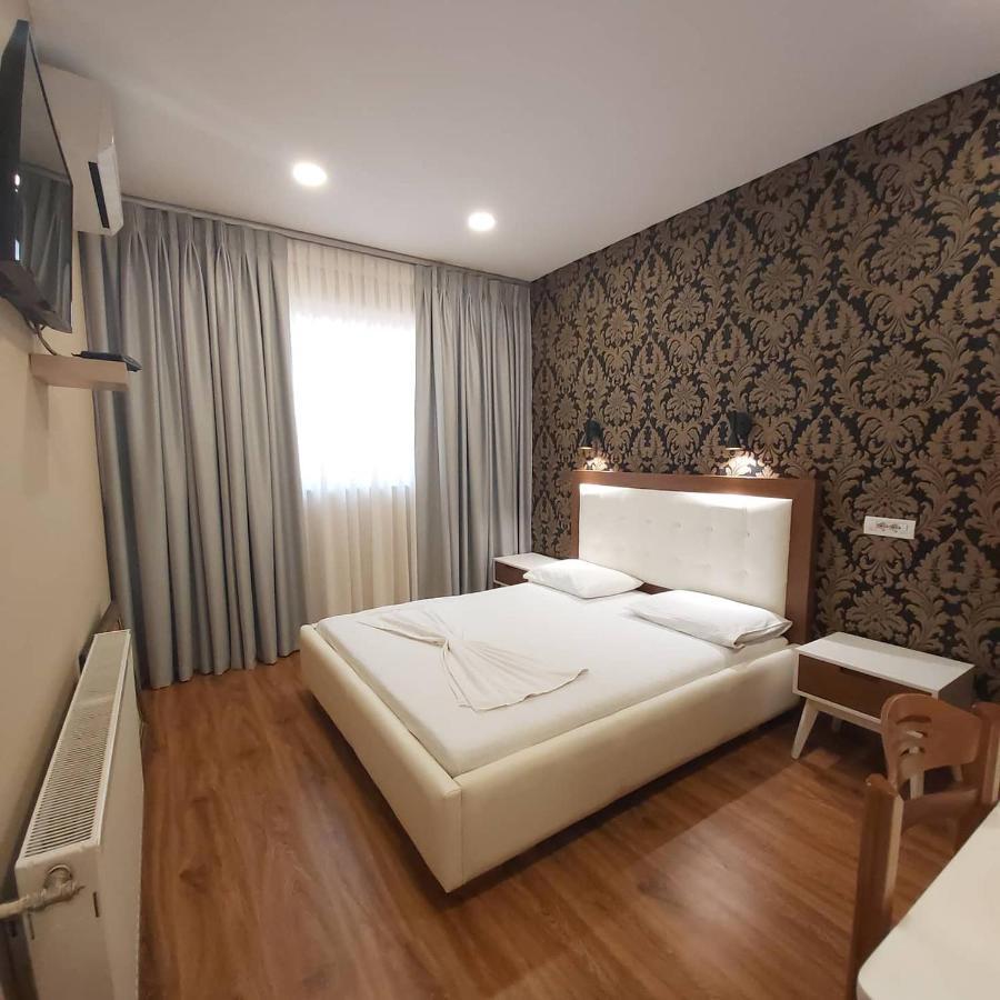 Hotel Kocibelli Pool & Spa Korce Bagian luar foto